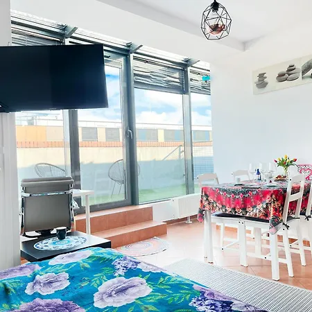 Przytulny Apartament Przy Dworcu I Galerii Krakowskiej, Krakow Centrum Exterior photo
